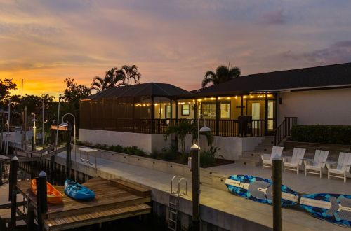 Bayside Hideaway